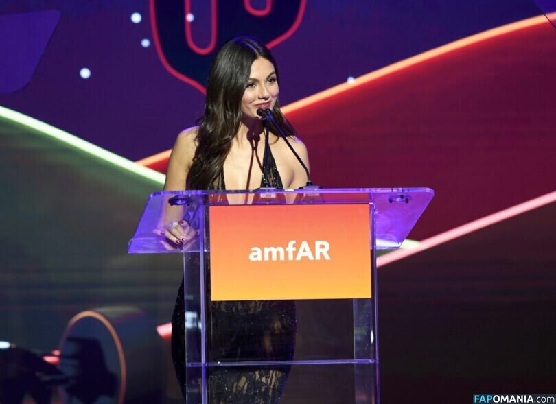 Victoria Justice / https: / victoriajustice Çıplak OnlyFans  Sızdırılmış Fotoğraf #108