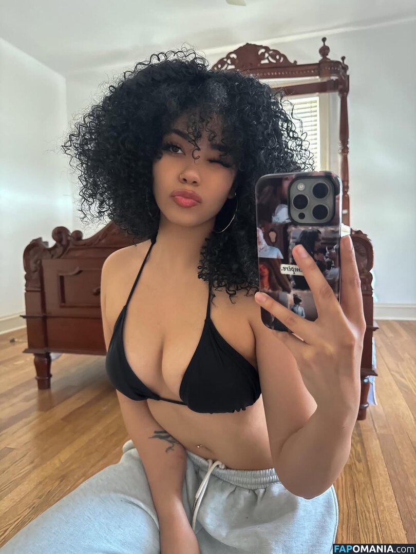 Victoria Vonne / pixieonyxx Çıplak OnlyFans  Sızdırılmış Fotoğraf #3