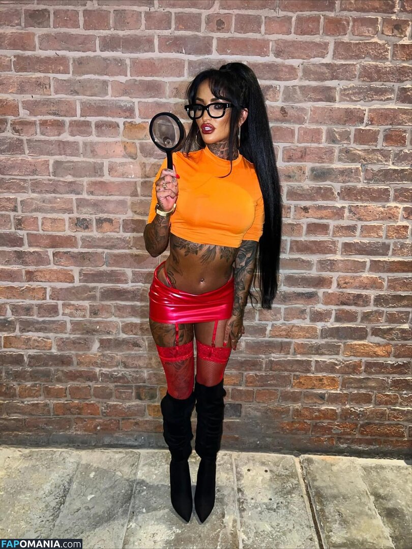 Vikki Blendell Çıplak OnlyFans  Sızdırılmış Fotoğraf #3