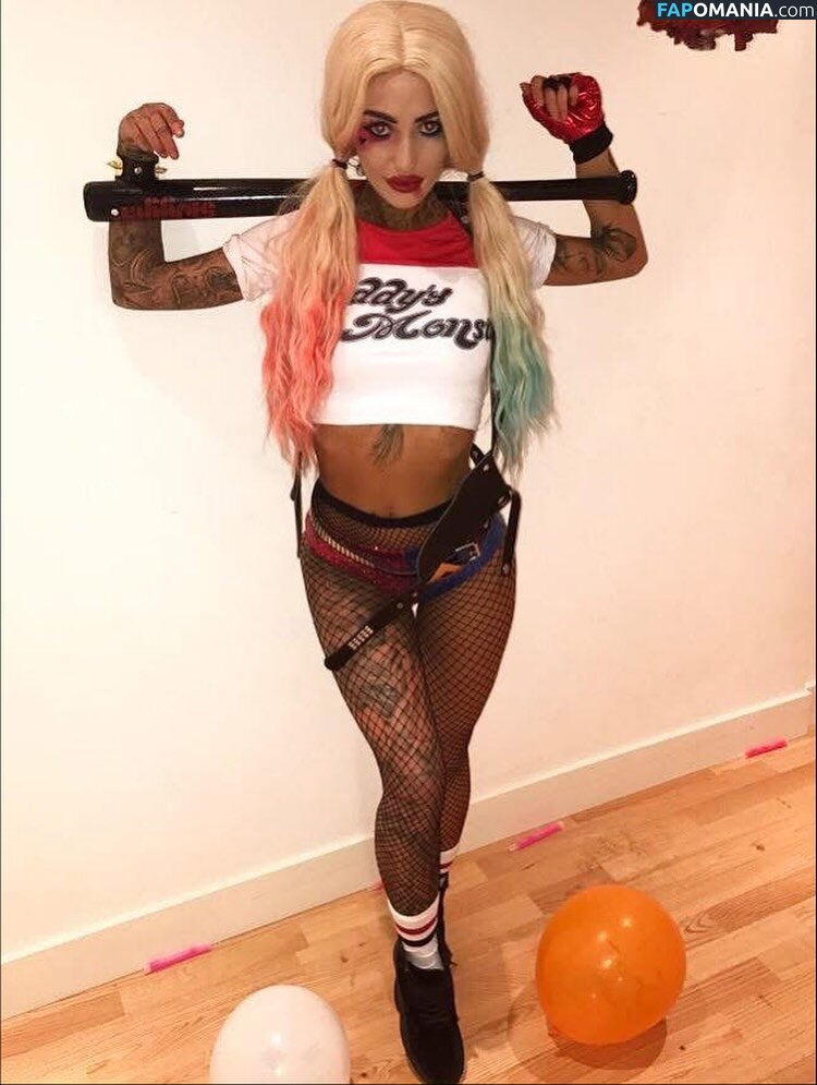 Vikki Blendell Çıplak OnlyFans  Sızdırılmış Fotoğraf #5