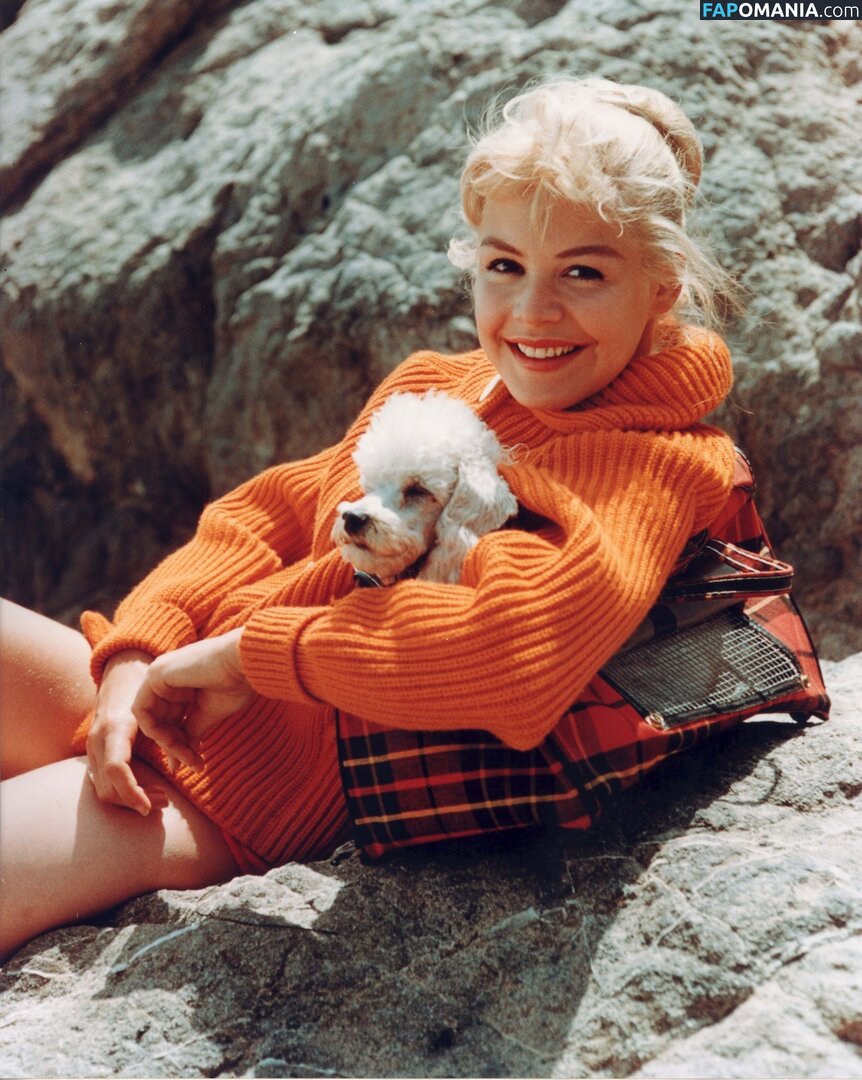 Vintage Sexy Celebs Çıplak OnlyFans  Sızdırılmış Fotoğraf #30