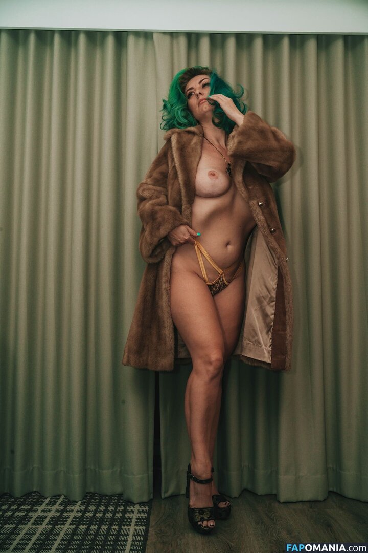 Vintage / _bellzora_ / https: / m_mira Çıplak OnlyFans  Sızdırılmış Fotoğraf #9