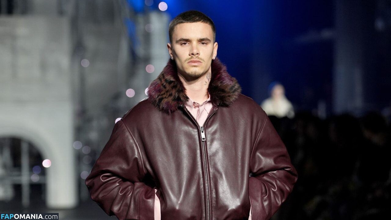 violetplustommy Çıplak OnlyFans  Sızdırılmış Fotoğraf #2