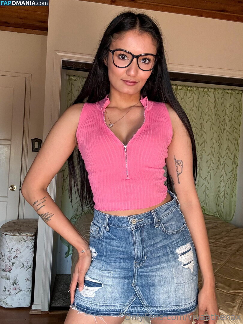 followvivaathena / vivaathenax Çıplak OnlyFans  Sızdırılmış Fotoğraf #8