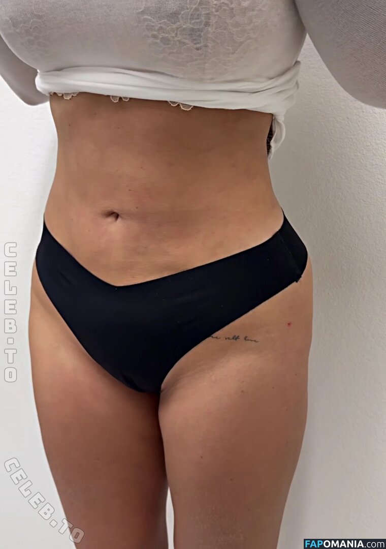 Vivilein / crazyoliivia / vivi.lein Çıplak OnlyFans  Sızdırılmış Fotoğraf #1