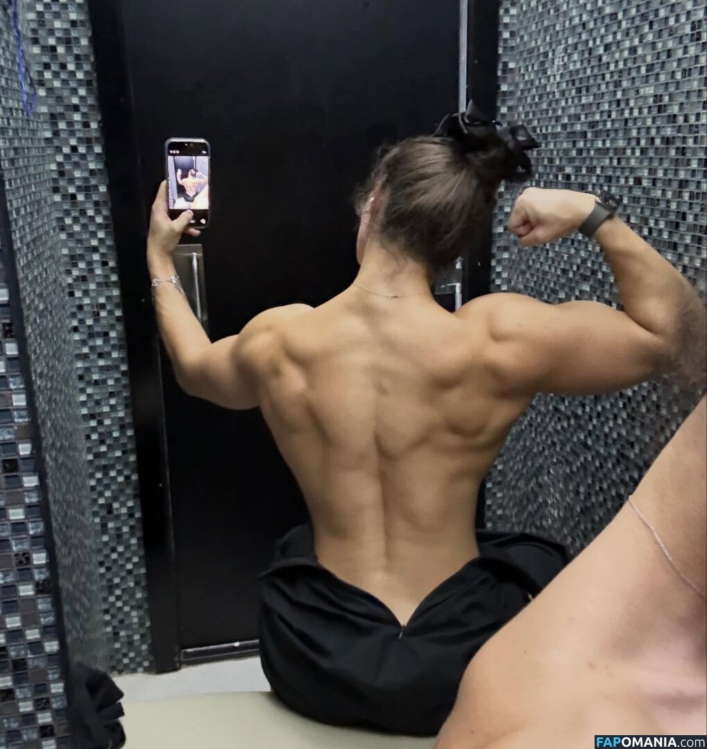 vladigalagan Çıplak OnlyFans  Sızdırılmış Fotoğraf #3