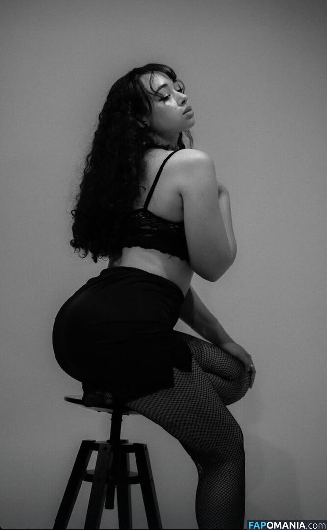 Majesticnessa / Vanessa / vrv0 Çıplak OnlyFans  Sızdırılmış Fotoğraf #3