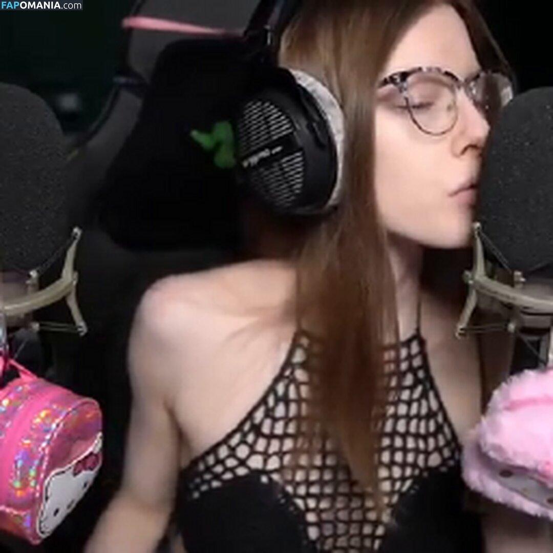 Vulture Vautour ASMR / vulture_vee Çıplak OnlyFans  Sızdırılmış Fotoğraf #1