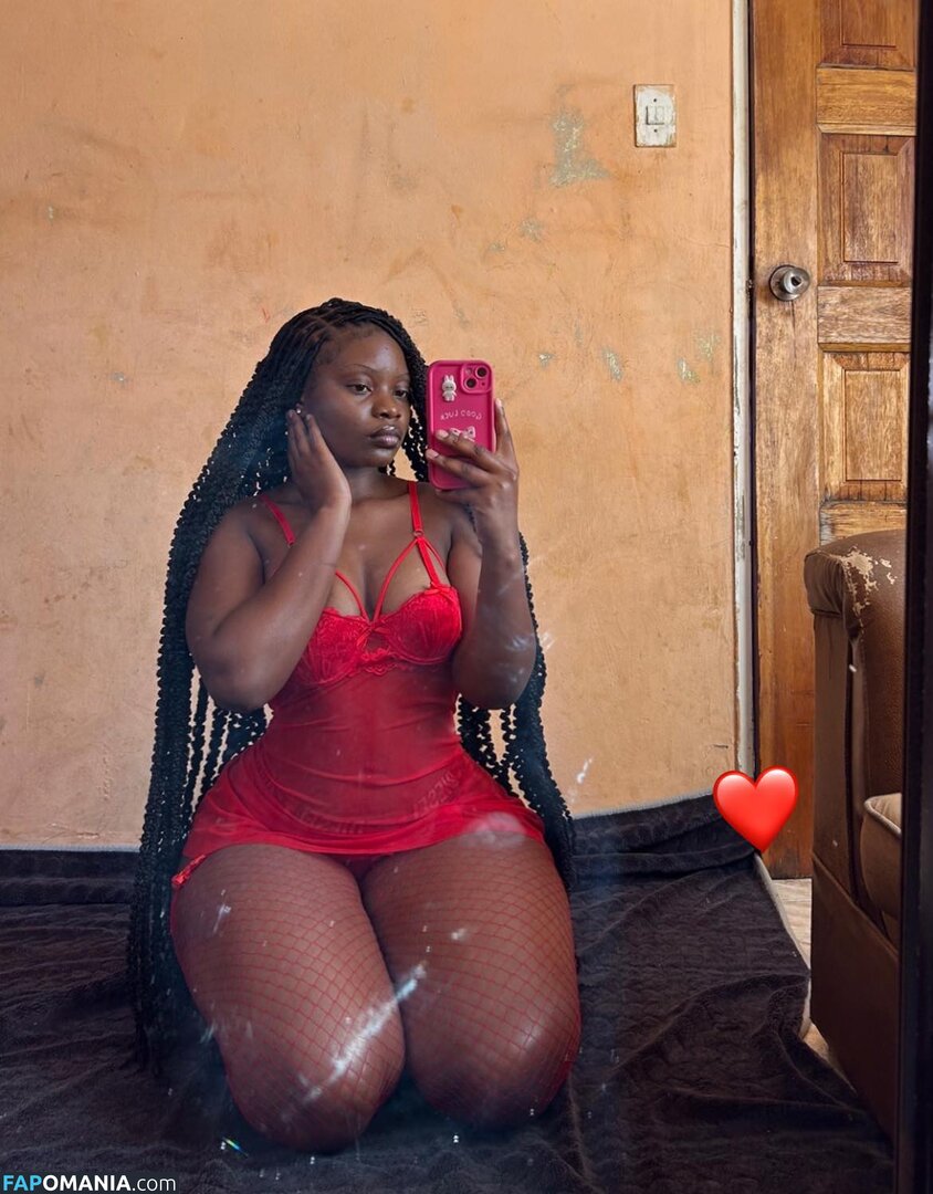 Vunene Taiwo Mabunda / sgepi_ Çıplak OnlyFans  Sızdırılmış Fotoğraf #1