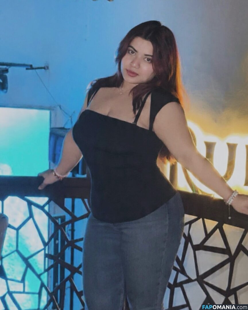 Wanderlust.rawat / ammu_rawat19 Çıplak OnlyFans  Sızdırılmış Fotoğraf #4