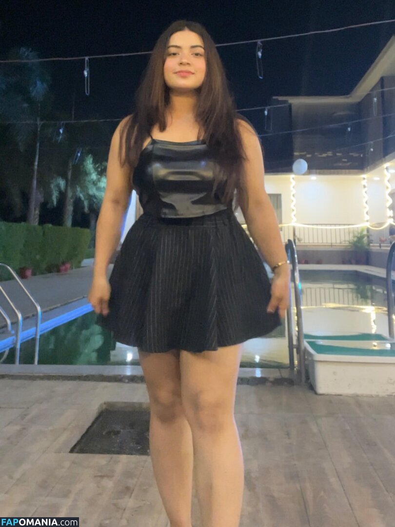 Wanderlust.rawat / ammu_rawat19 Çıplak OnlyFans  Sızdırılmış Fotoğraf #6