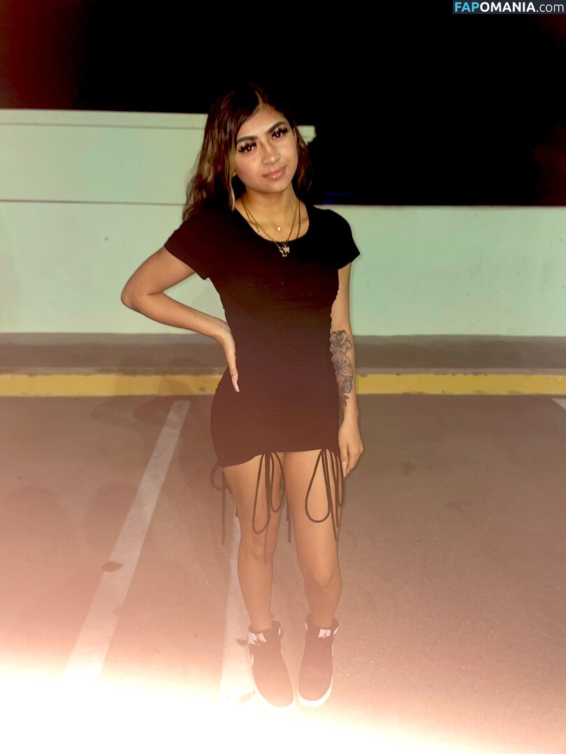 LisvedGarcia / https: / lizved._.47 / wetttassliz Çıplak OnlyFans  Sızdırılmış Fotoğraf #2