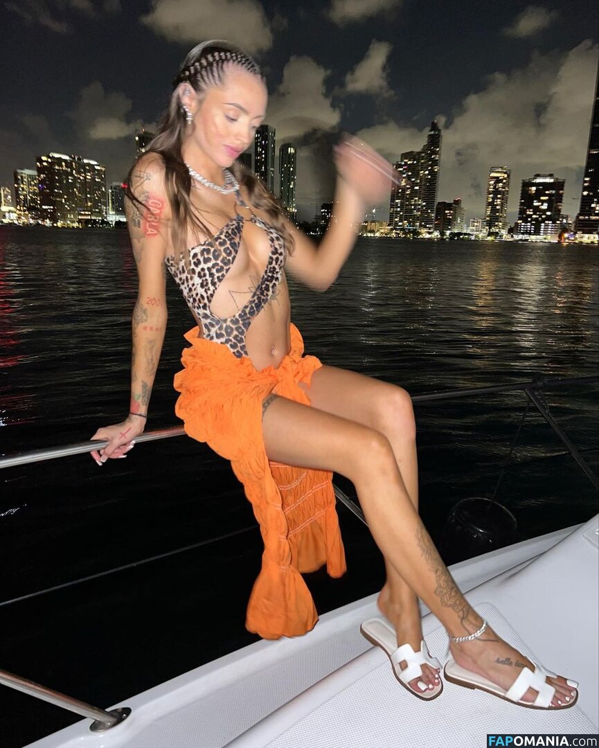 Woah Vicky / imwoahvicky / victoriaroseeee Çıplak OnlyFans  Sızdırılmış Fotoğraf #15