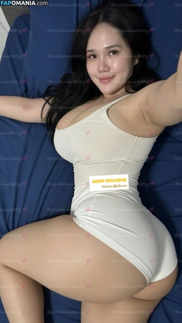 fitriwln / https: / wulannukhty / xxbbywlnn Çıplak OnlyFans  Sızdırılmış Fotoğraf #6
