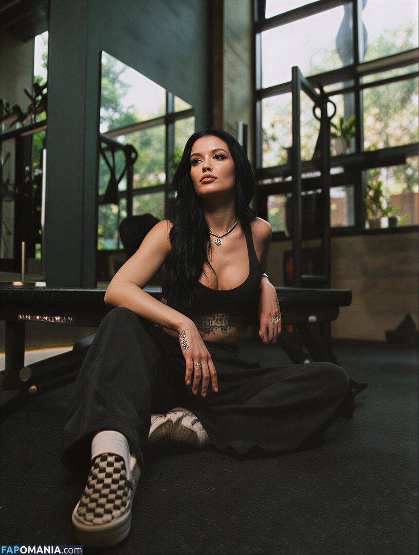 WWE's Paige / saraya Çıplak OnlyFans  Sızdırılmış Fotoğraf #1