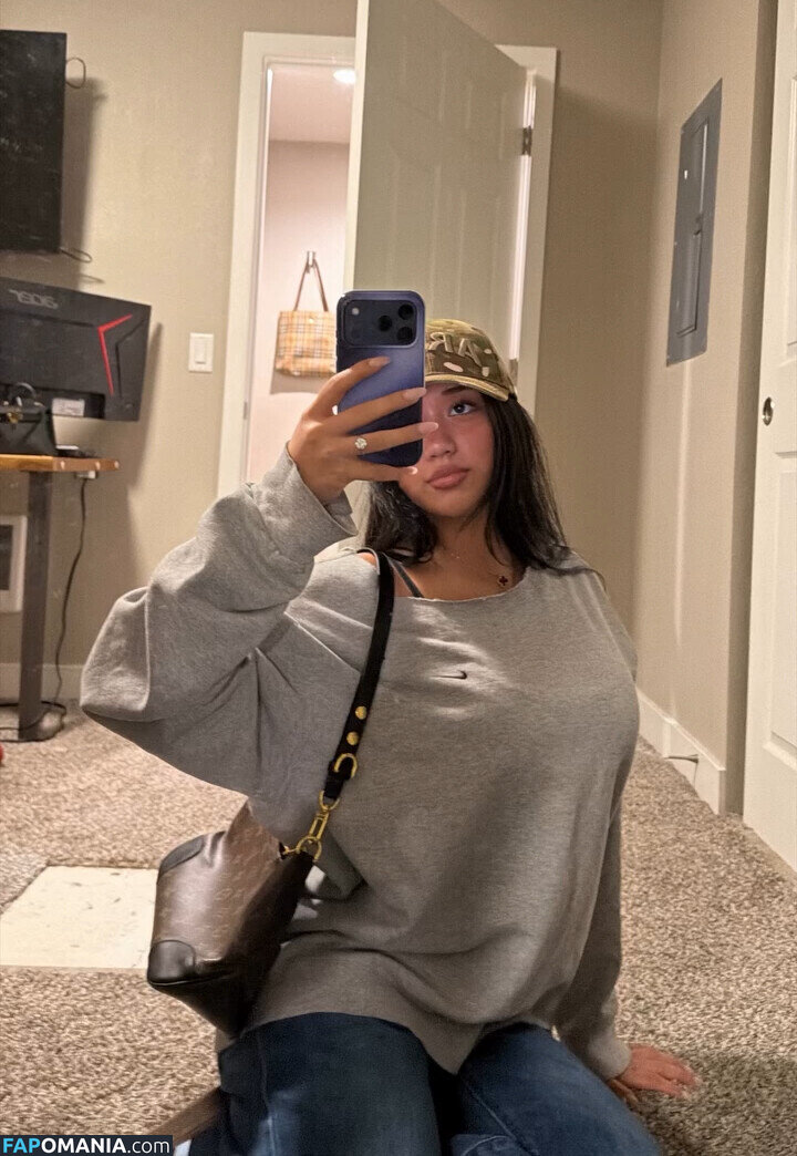 Valentinareyes_009 / trashbin12389472134 / x-valentina-x / x.valentina.x Çıplak OnlyFans  Sızdırılmış Fotoğraf #2