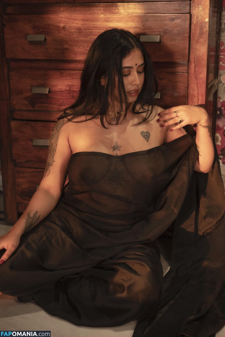 Yajna Seni / yajnaseni25 Çıplak OnlyFans  Sızdırılmış Fotoğraf #21