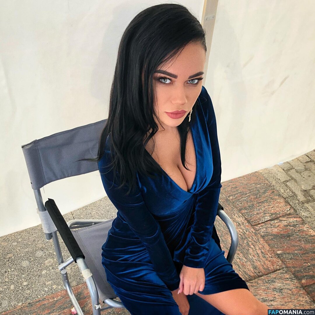 Yana Koshkina / yana_koshkina_official Çıplak OnlyFans  Sızdırılmış Fotoğraf #9