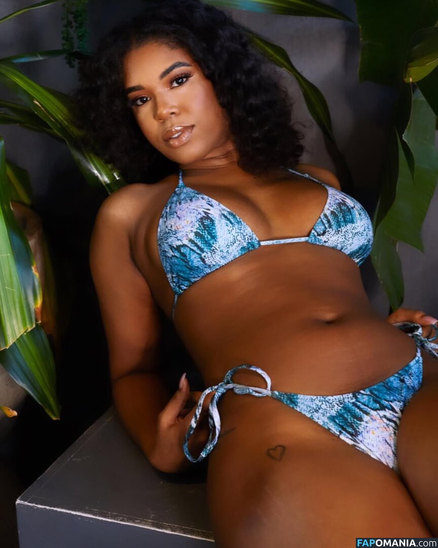 Yasmeen Kearra / yaskearra / yasmeen.kearra Çıplak OnlyFans  Sızdırılmış Fotoğraf #7