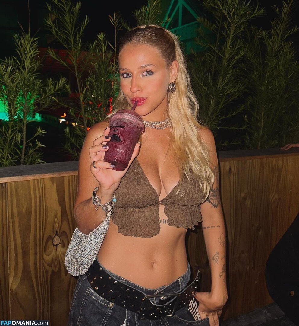 Yasmin Coelho / coelho.yas Çıplak OnlyFans  Sızdırılmış Fotoğraf #1