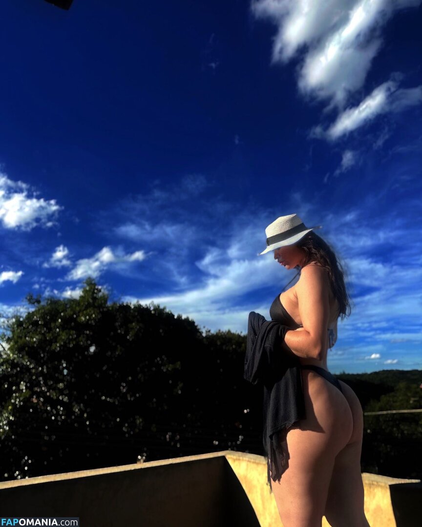Yasmin Tasciane / yasmintascianee Çıplak OnlyFans  Sızdırılmış Fotoğraf #2