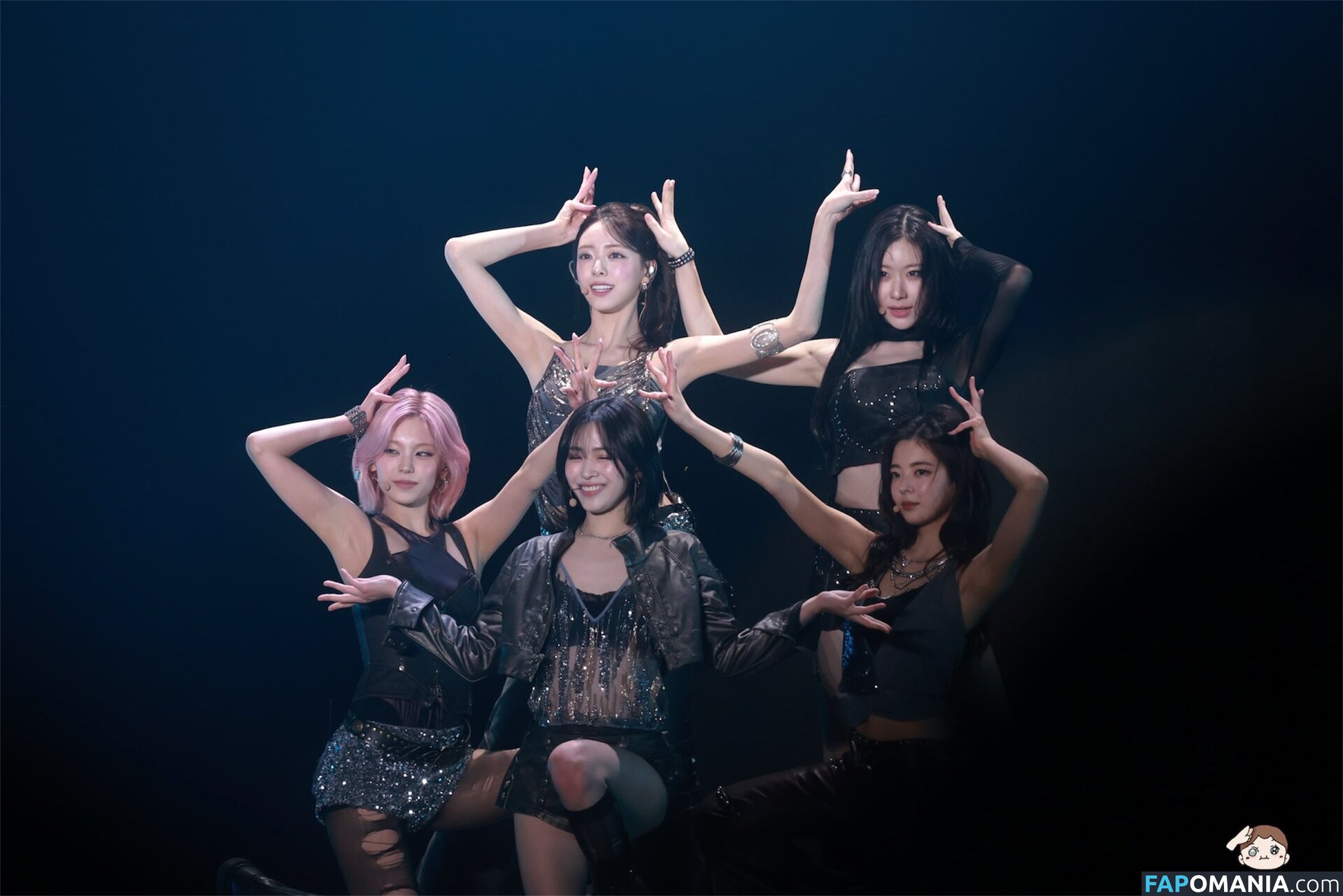 Hwang Ye-ji / ITZY (예지 / Yeji / yezyizhere Çıplak OnlyFans  Sızdırılmış Fotoğraf #20