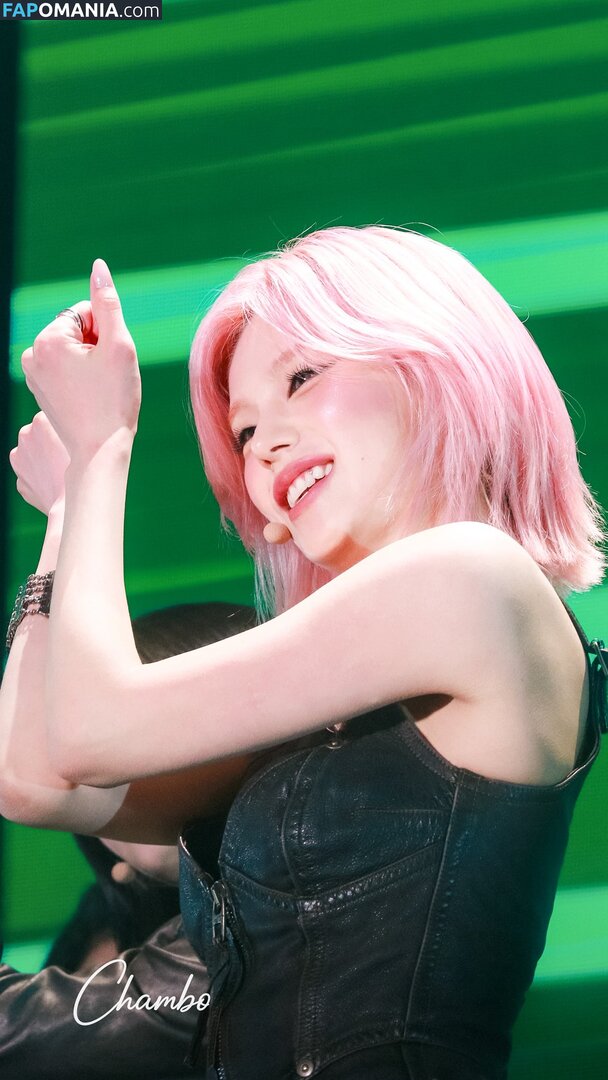 Hwang Ye-ji / ITZY (예지 / Yeji / yezyizhere Çıplak OnlyFans  Sızdırılmış Fotoğraf #21