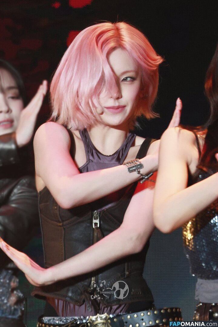 Hwang Ye-ji / ITZY (예지 / Yeji / yezyizhere Çıplak OnlyFans  Sızdırılmış Fotoğraf #28