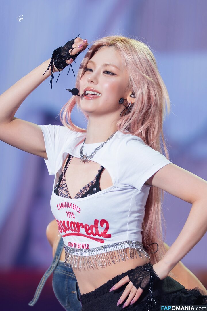 Hwang Ye-ji / ITZY (예지 / Yeji / yezyizhere Çıplak OnlyFans  Sızdırılmış Fotoğraf #48