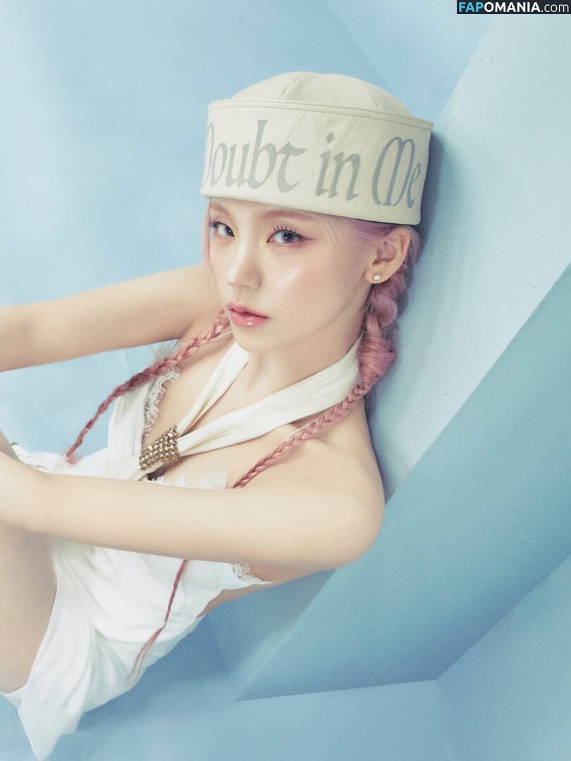 Hwang Ye-ji / ITZY (예지 / Yeji / yezyizhere Çıplak OnlyFans  Sızdırılmış Fotoğraf #58