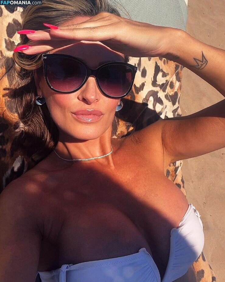 Manuela Blanch / Ylennoir / manuelablanch_official Çıplak OnlyFans  Sızdırılmış Fotoğraf #70