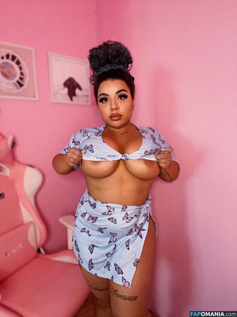 Yma Louisa / Ymalouisa / yma.louisa Çıplak OnlyFans  Sızdırılmış Fotoğraf #3