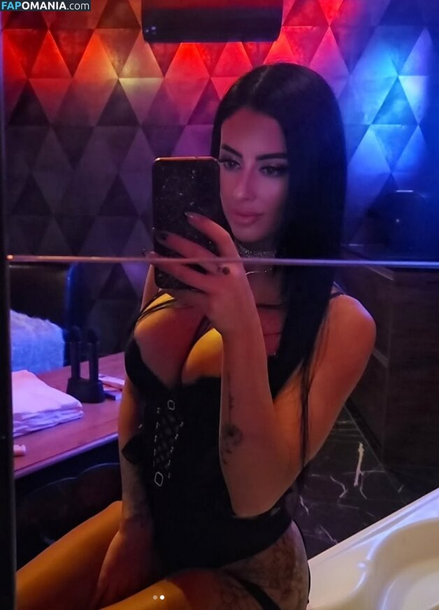 _yourfavouriteflower / https: / yourfavouritelittlebrat Çıplak OnlyFans  Sızdırılmış Fotoğraf #1