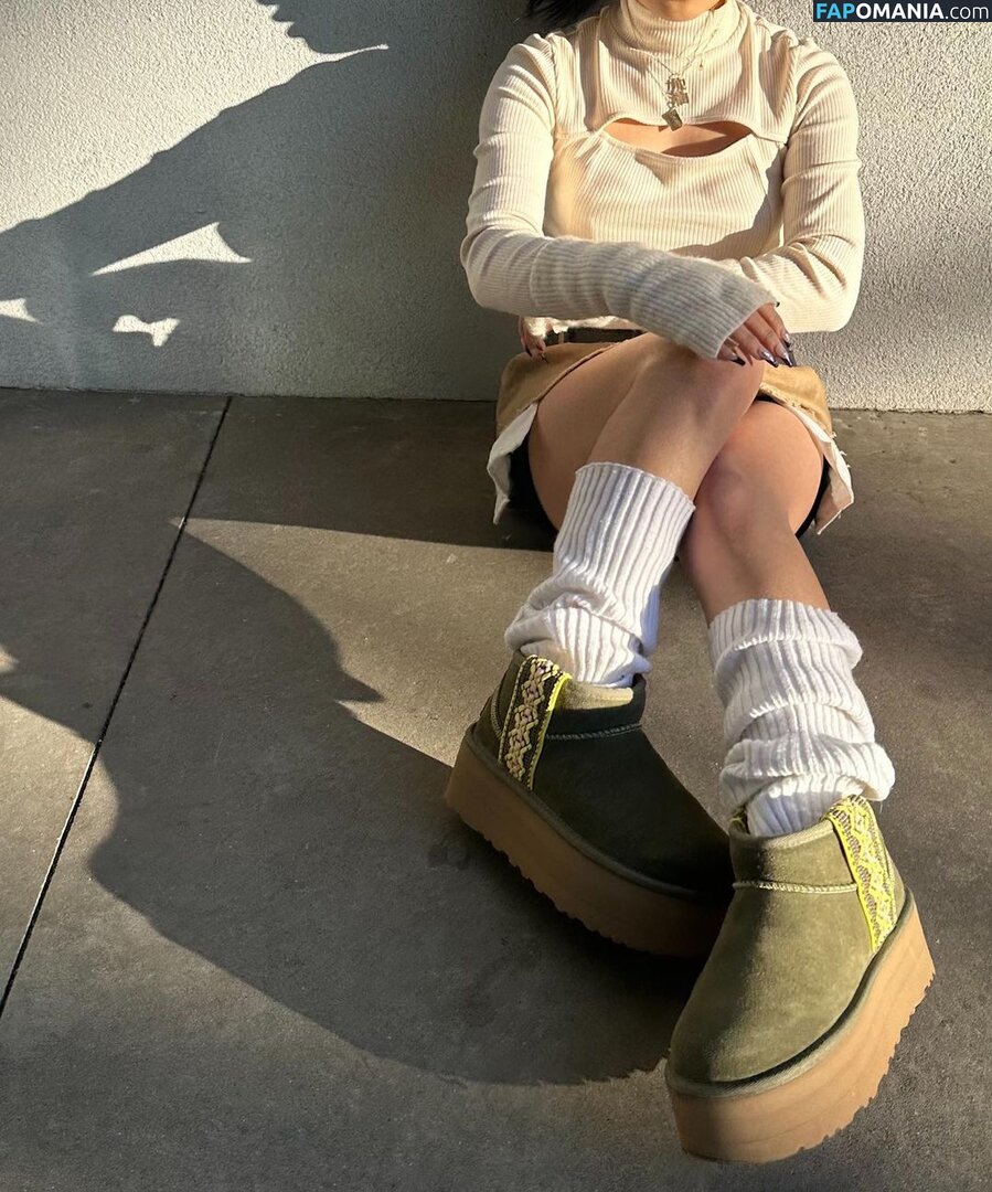 Yu Ling Wu / yulingwu Çıplak OnlyFans  Sızdırılmış Fotoğraf #10