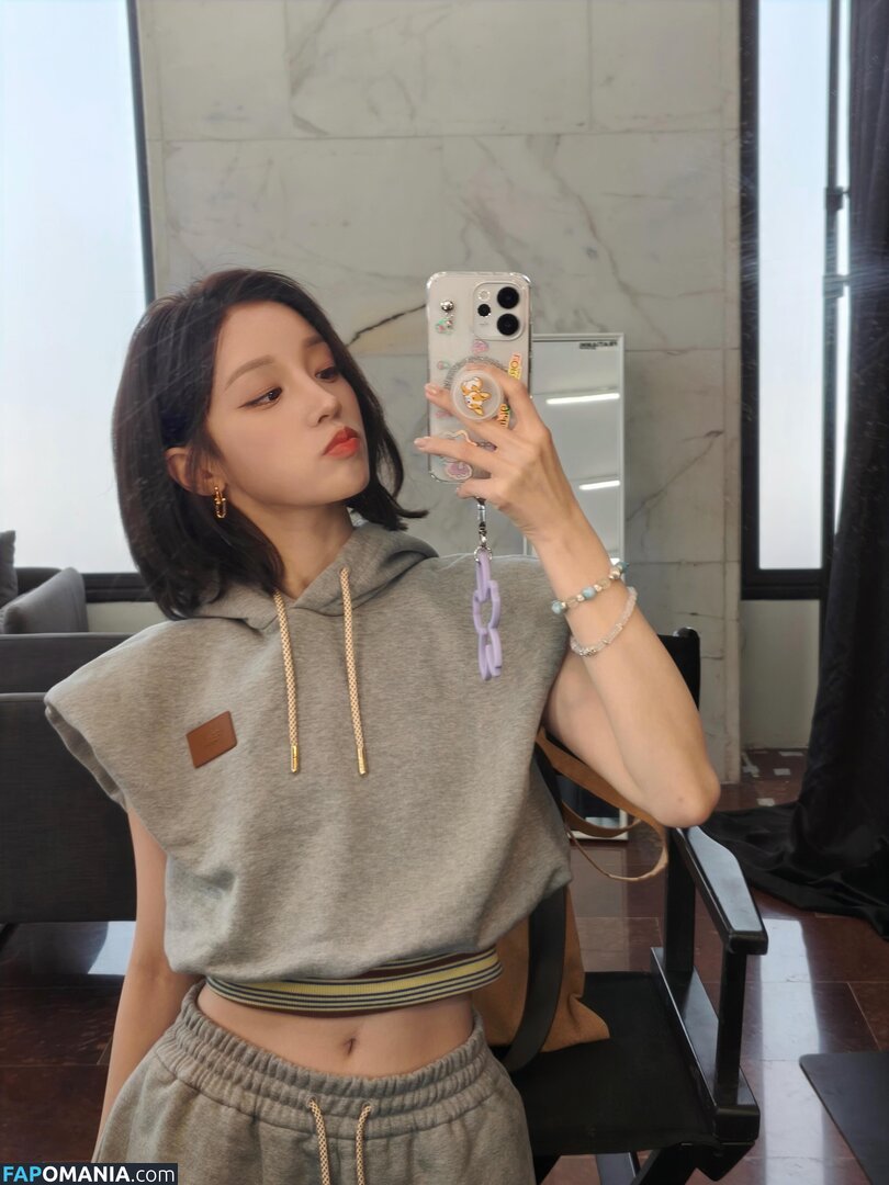 _Yuqi_ / https: / yuqisong.923 / yuqisun Çıplak OnlyFans  Sızdırılmış Fotoğraf #55
