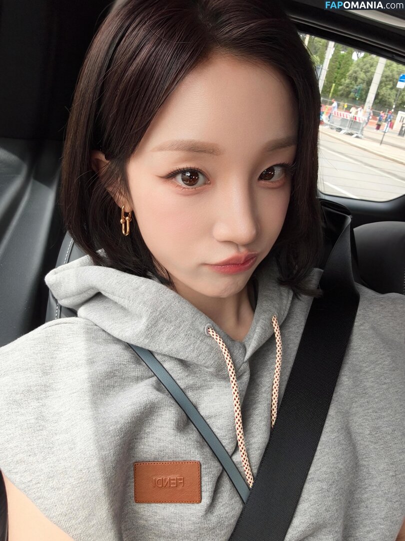 _Yuqi_ / https: / yuqisong.923 / yuqisun Çıplak OnlyFans  Sızdırılmış Fotoğraf #56