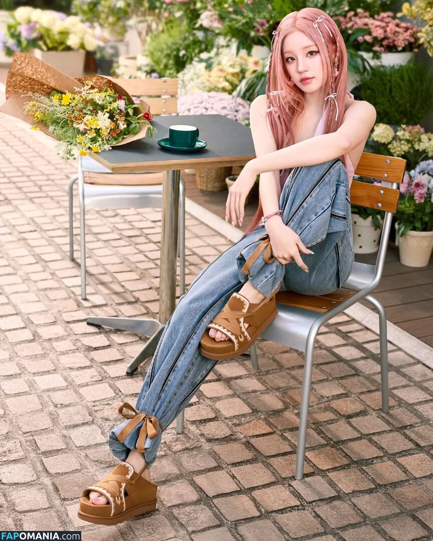 _Yuqi_ / https: / yuqisong.923 / yuqisun Çıplak OnlyFans  Sızdırılmış Fotoğraf #76