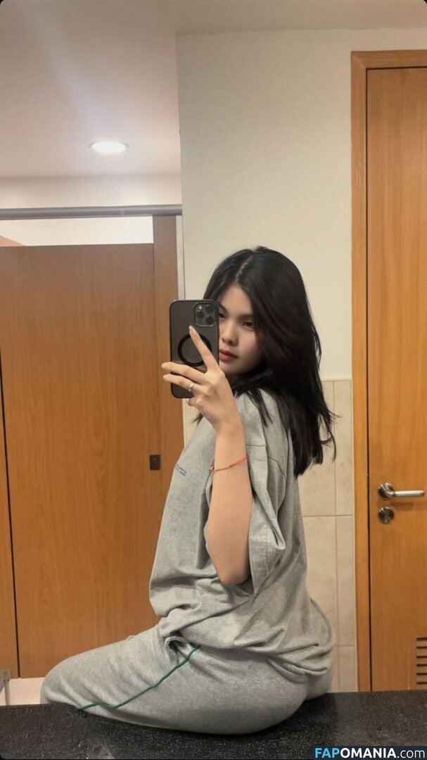 Yuri Gen / ilyrgennn / yengshdx_ Çıplak OnlyFans  Sızdırılmış Fotoğraf #3