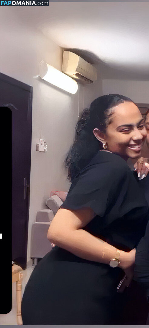 Yusr Murtada Çıplak OnlyFans  Sızdırılmış Fotoğraf #3