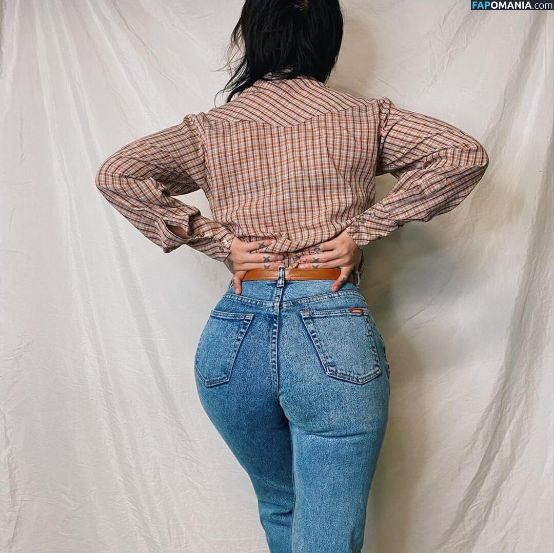 Yvette Young / yvetteyoung Çıplak OnlyFans  Sızdırılmış Fotoğraf #3