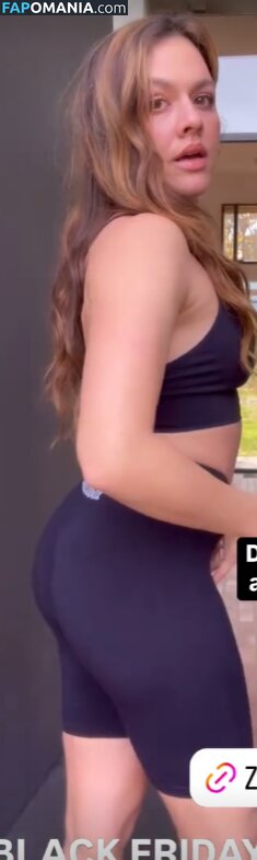 Yvonne Pferrer Çıplak OnlyFans  Sızdırılmış Fotoğraf #1