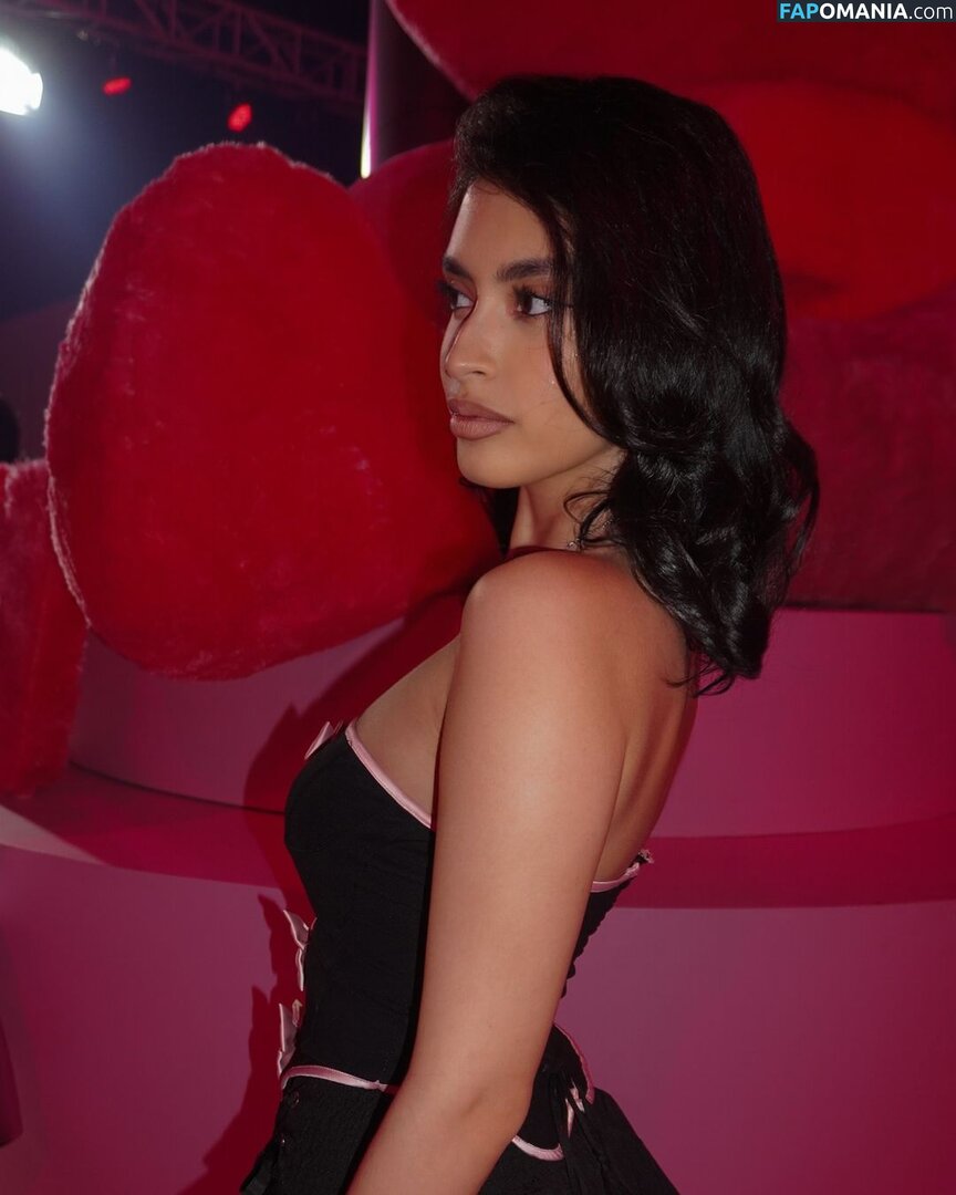 yvonnearesu_ Çıplak OnlyFans  Sızdırılmış Fotoğraf #3