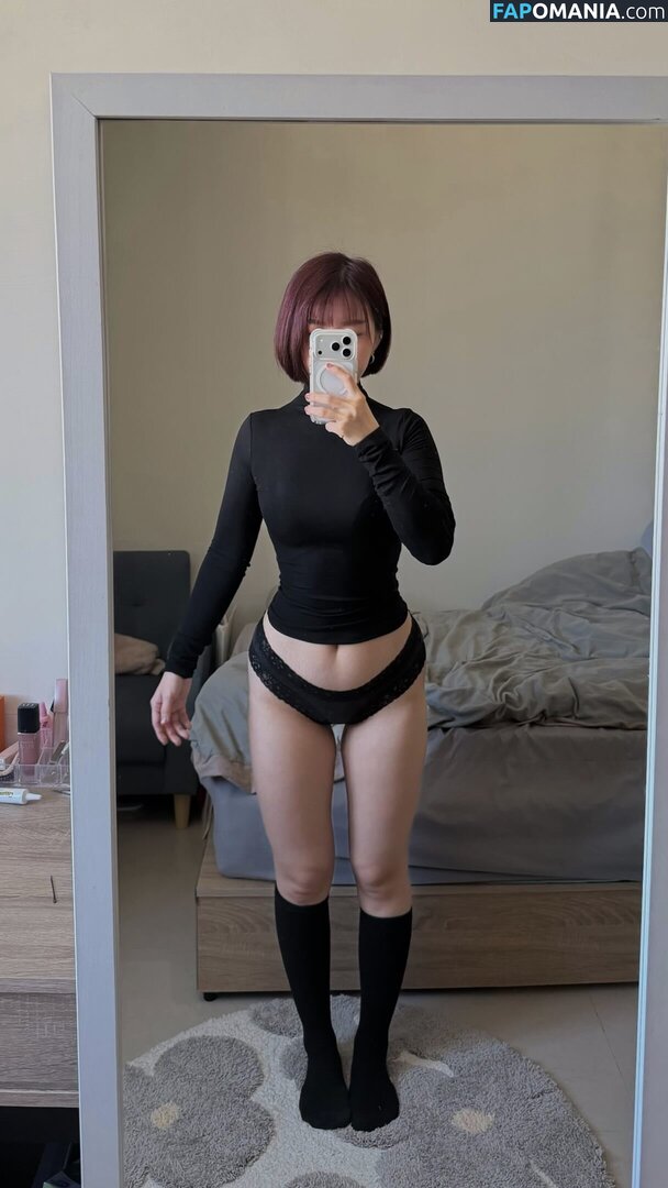 Yun / yyyun_0813 Çıplak OnlyFans  Sızdırılmış Fotoğraf #2