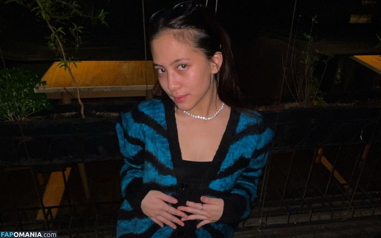 Zara Adhisty Çıplak OnlyFans  Sızdırılmış Fotoğraf #2