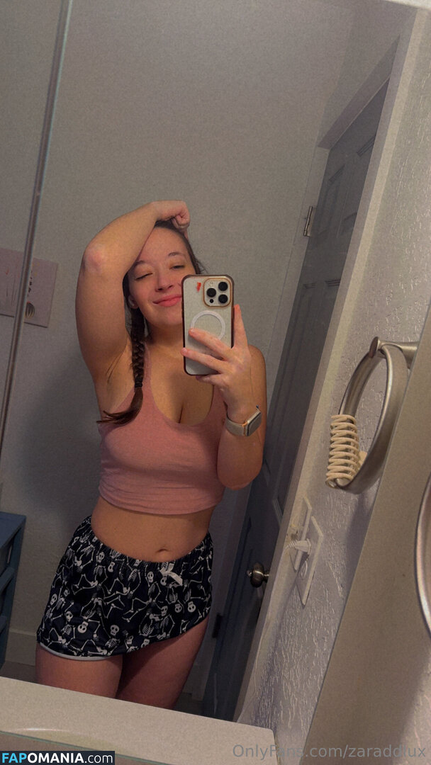 zaraddluxe / zaraluxeee Çıplak OnlyFans  Sızdırılmış Fotoğraf #15