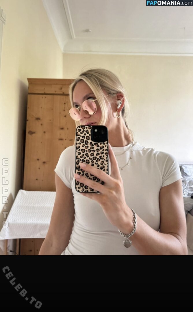 Zarah Ellen / zarah.ellen / zarah_eln Çıplak OnlyFans  Sızdırılmış Fotoğraf #3