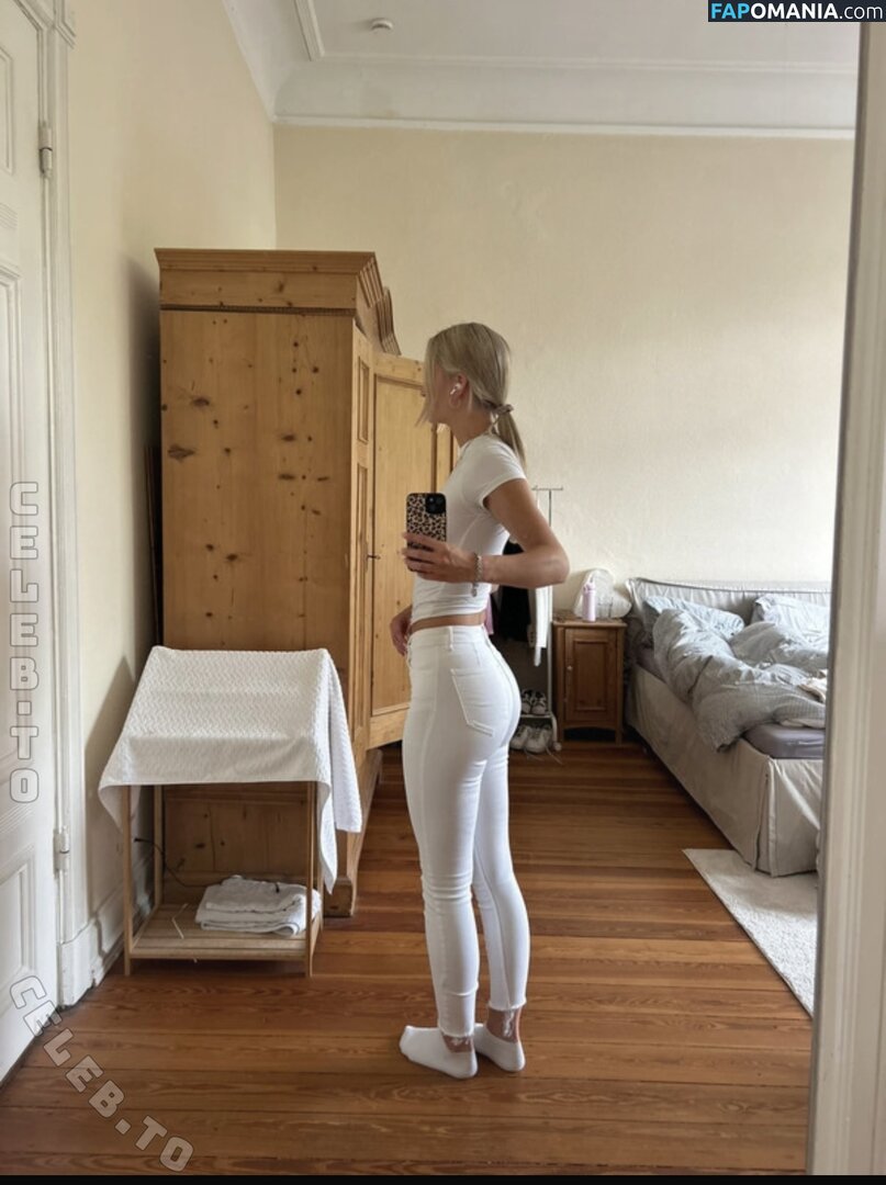 Zarah Ellen / zarah.ellen / zarah_eln Çıplak OnlyFans  Sızdırılmış Fotoğraf #4