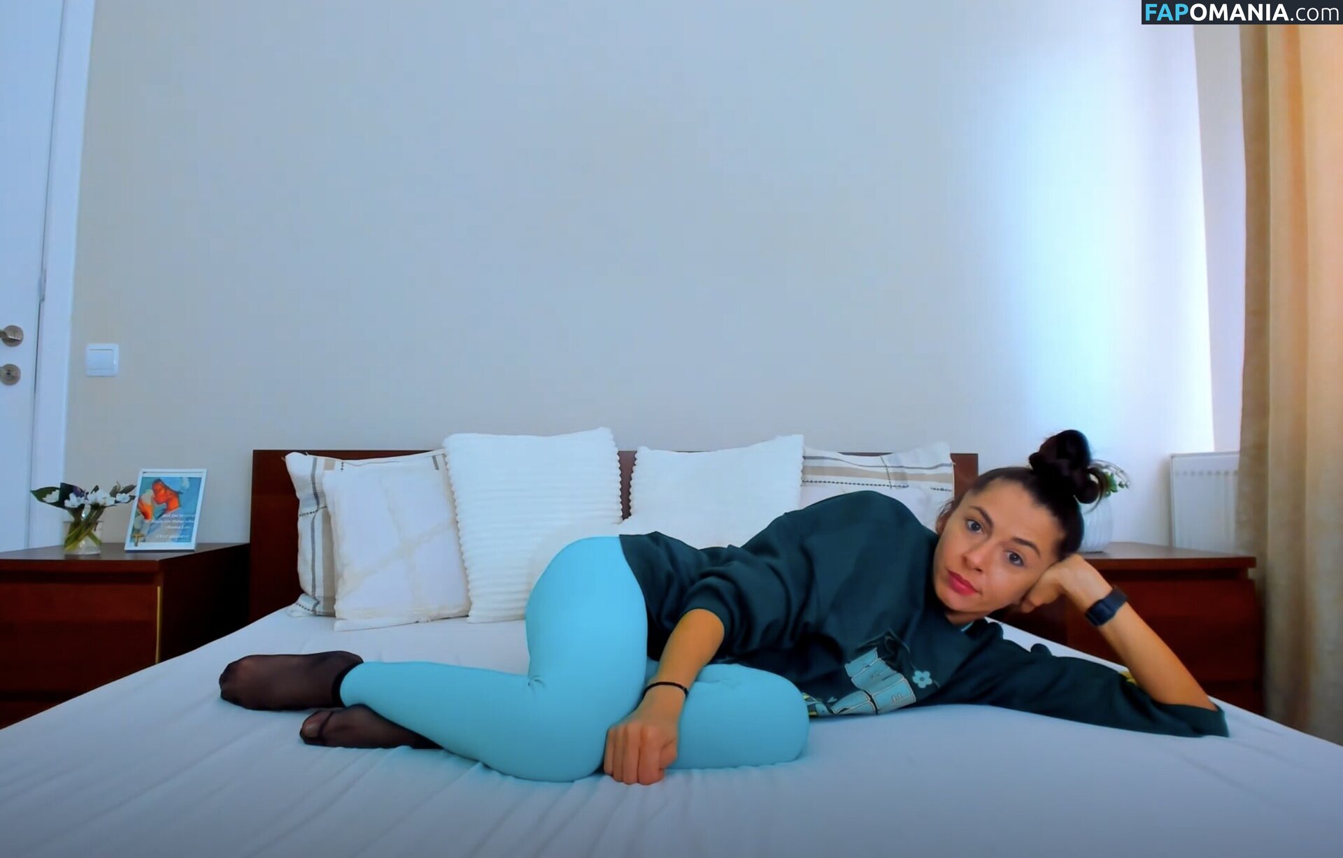 Zeira Kundalini / Zeiramuslim / zeira / zeiradaily Çıplak OnlyFans  Sızdırılmış Fotoğraf #1