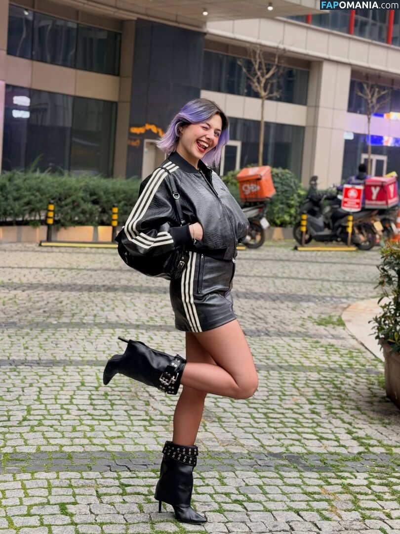 Zelderler Çıplak OnlyFans  Sızdırılmış Fotoğraf #4