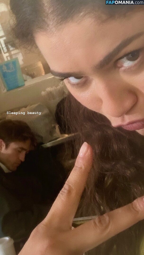 Zendaya / zayarose11 Çıplak OnlyFans  Sızdırılmış Fotoğraf #1316